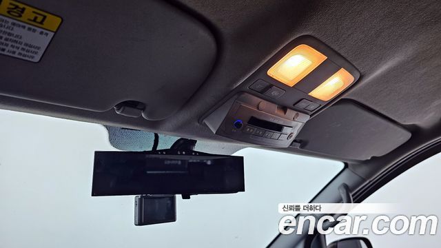Hyundai Starex 2015 — photo 16
