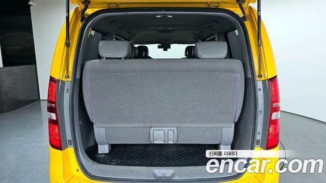 Hyundai Starex 2015 — photo 20