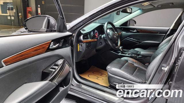 Kia K7 2017 — photo 11