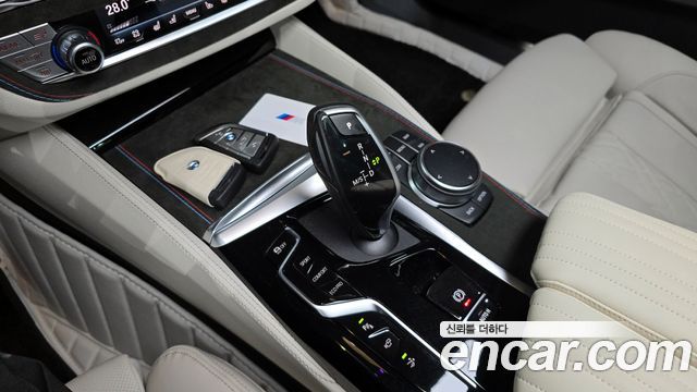 BMW Gran Turismo 2024 — photo 12
