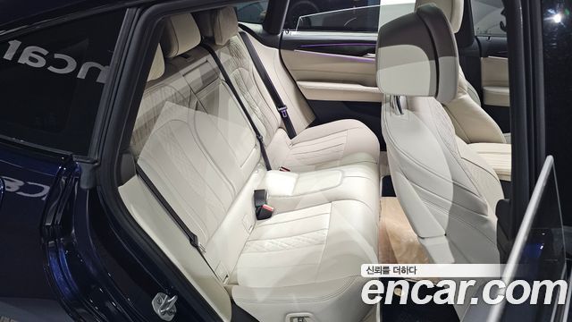 BMW Gran Turismo 2024 — photo 14