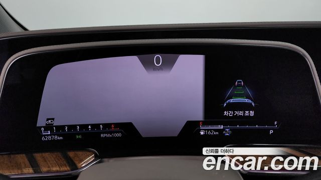Cadillac Escalade 2022 — photo 8
