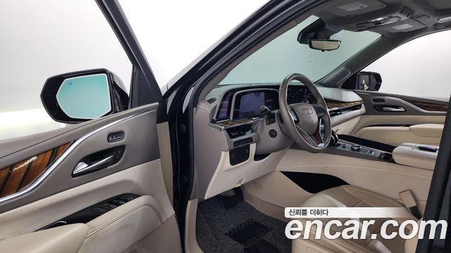 Cadillac Escalade 2022 — photo 10