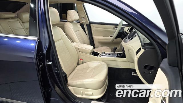 Hyundai Genesis 2012 — photo 10