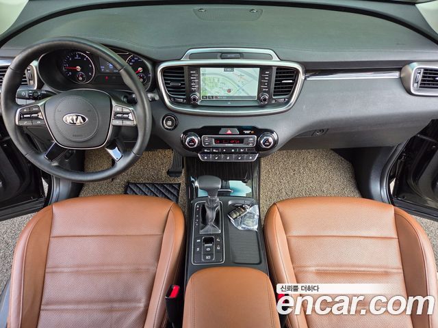 Kia Sorento 2018 — photo 16