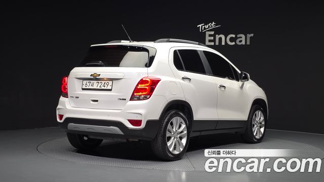 Chevrolet Korea Trax 2018 — photo 2