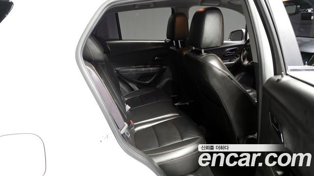 Chevrolet Korea Trax 2018 — photo 12