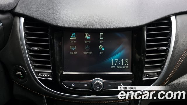 Chevrolet Korea Trax 2018 — photo 14