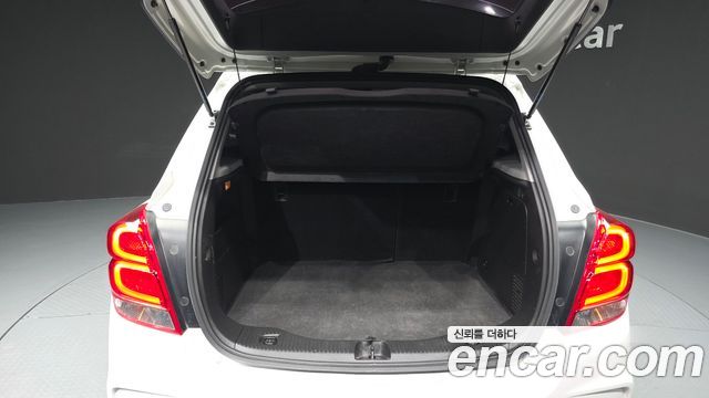 Chevrolet Korea Trax 2018 — photo 20