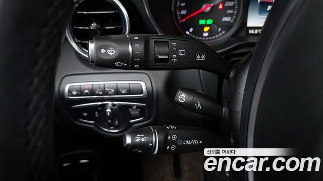 Mercedes-Benz GLC-Class 2019 — photo 18