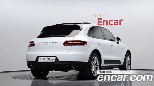 Porsche Macan 2018 — photo 2