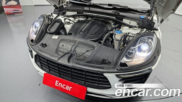 Porsche Macan 2018 — photo 6