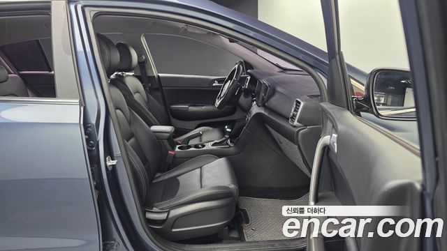 Kia Sportage 2016 — photo 12