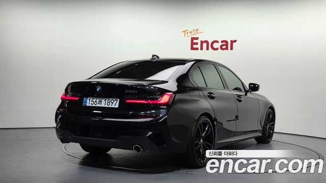BMW 3-Series 2021 — photo 2