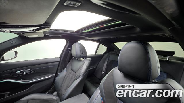 BMW 3-Series 2021 — photo 12