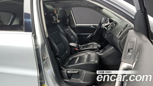 Volkswagen Tiguan 2009 — photo 10