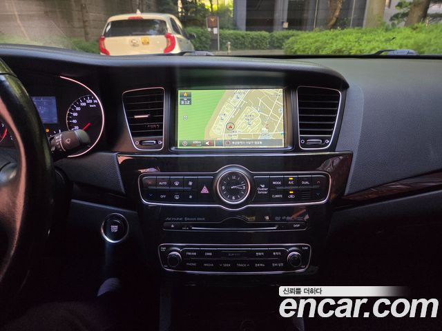 Kia K7 2013 — photo 13