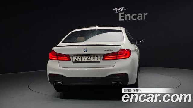 BMW 5-Series 2017 — photo 4