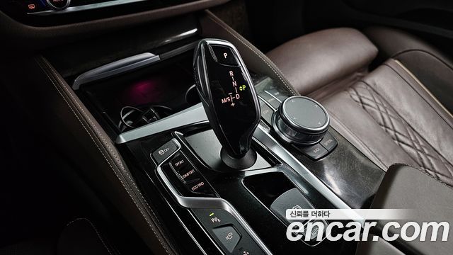 BMW Gran Turismo 2018 — photo 9