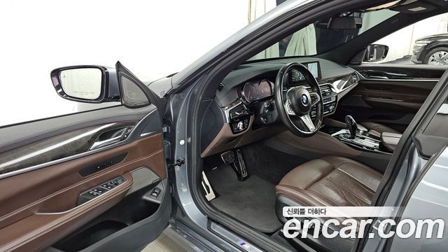 BMW Gran Turismo 2018 — photo 10