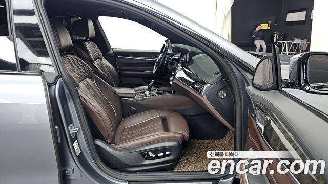 BMW Gran Turismo 2018 — photo 11