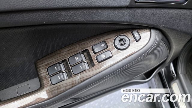 Kia K5 2011 — photo 14
