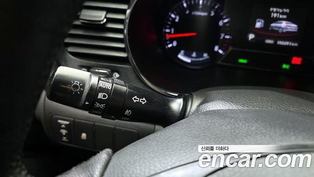 Kia K5 2011 — photo 16