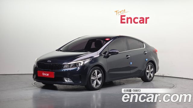 Kia K3 2018 — photo 1