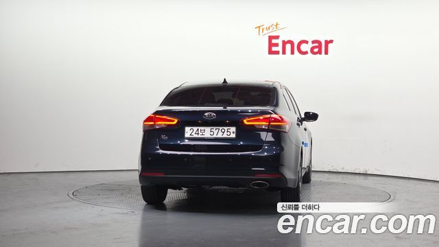 Kia K3 2018 — photo 4
