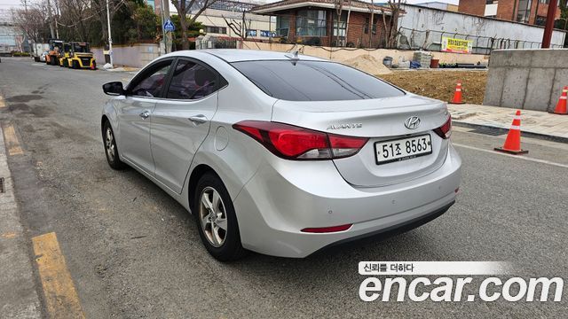 Hyundai AVANTE 2015 — photo 4