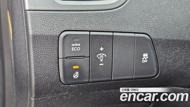 Hyundai AVANTE 2015 — photo 13