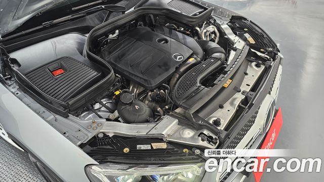 Mercedes-Benz GLC-Class 2023 — photo 6