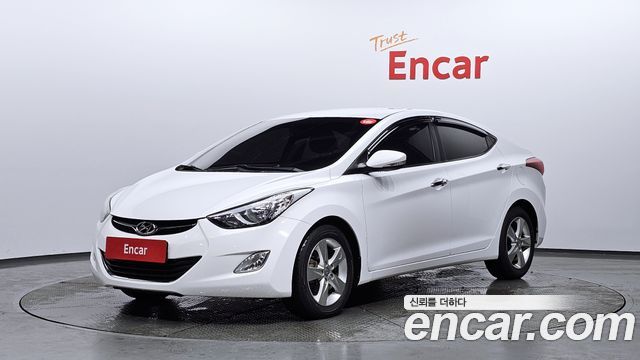 Hyundai AVANTE 2013 — photo 1