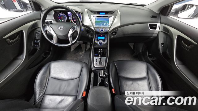 Hyundai AVANTE 2013 — photo 7