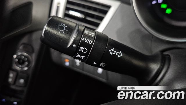 Hyundai AVANTE 2013 — photo 16