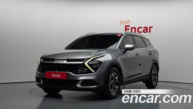 Kia Sportage 2023 — photo 1