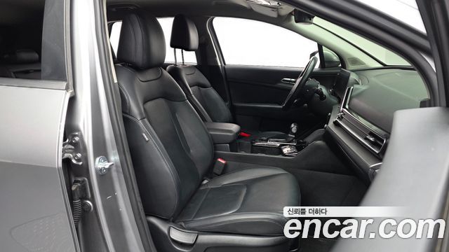 Kia Sportage 2023 — photo 11