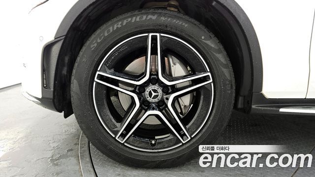 Mercedes-Benz GLC-Class 2022 — photo 5