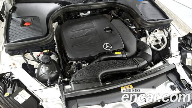 Mercedes-Benz GLC-Class 2022 — photo 6