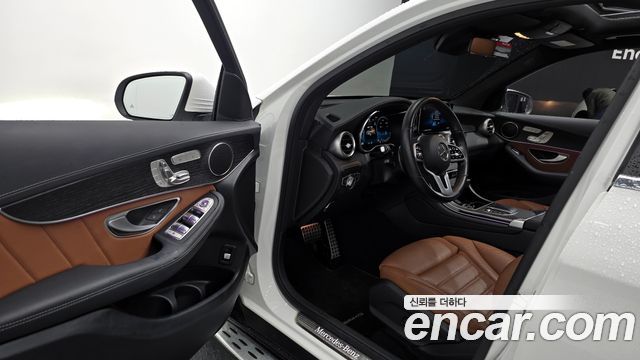 Mercedes-Benz GLC-Class 2022 — photo 11