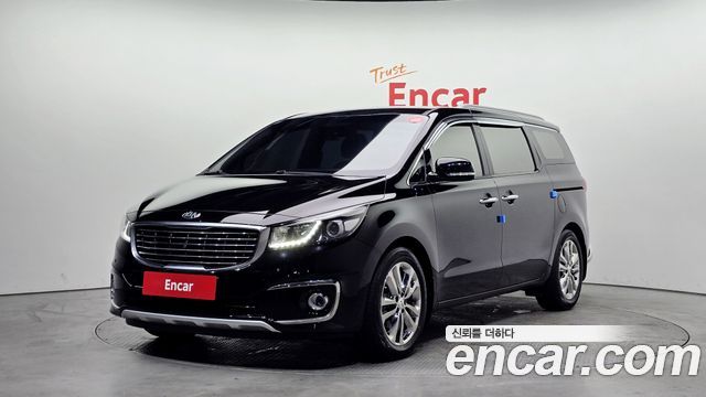 Kia Canival 2017 — photo 1