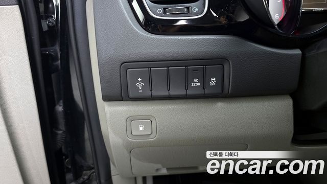 Kia Canival 2017 — photo 13