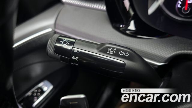 Kia K5 2023 — photo 17