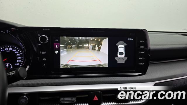 Kia K5 2023 — photo 19