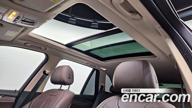 BMW X5 2016 — photo 18