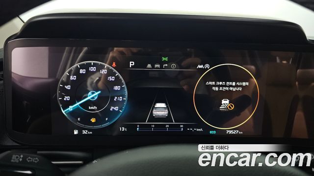 Kia Canival 2021 — photo 8