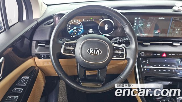 Kia Canival 2021 — photo 13