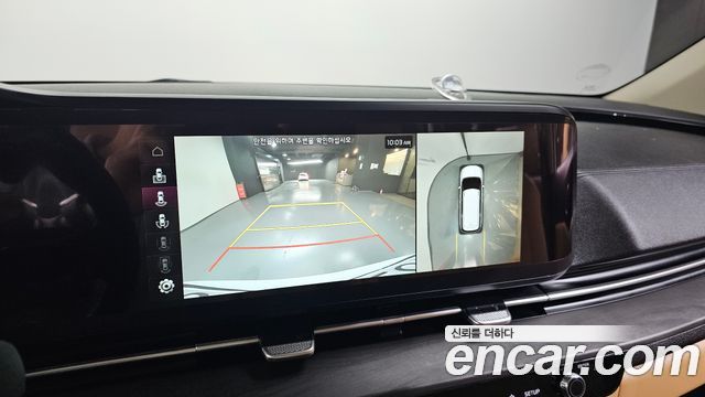 Kia Canival 2021 — photo 16