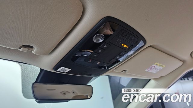 Kia Canival 2021 — photo 18