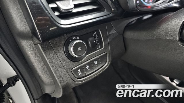 Chevrolet Korea Spark 2018 — photo 16